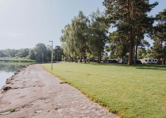 Hine Adon - A1 3* Аванш